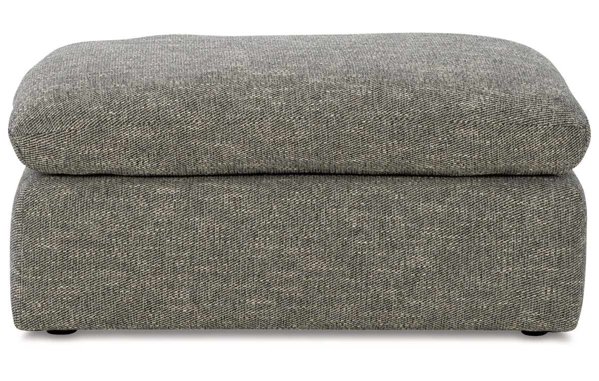 Dramatic Ottoman