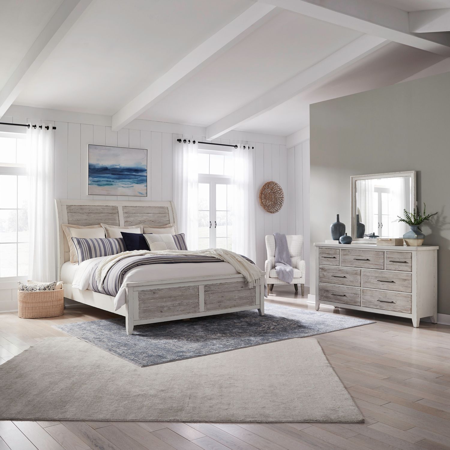 Backroads King California Sleigh Bed, Dresser & Mirror