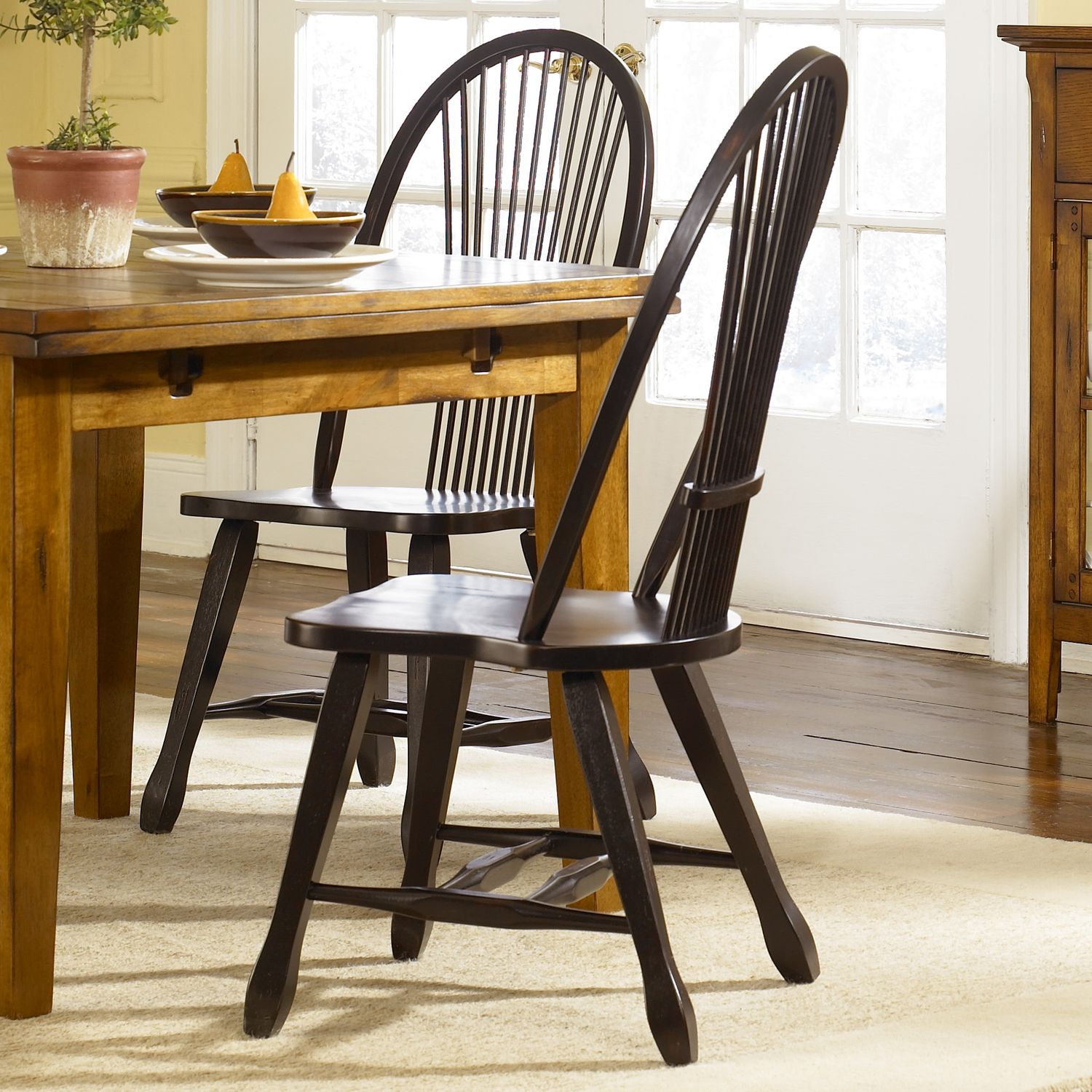 Treasures Sheaf Back Side Chair - Black