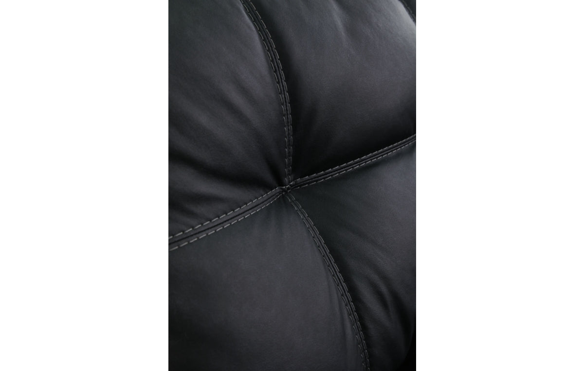 Barlin Mills 2-Piece Sectional with Chaise