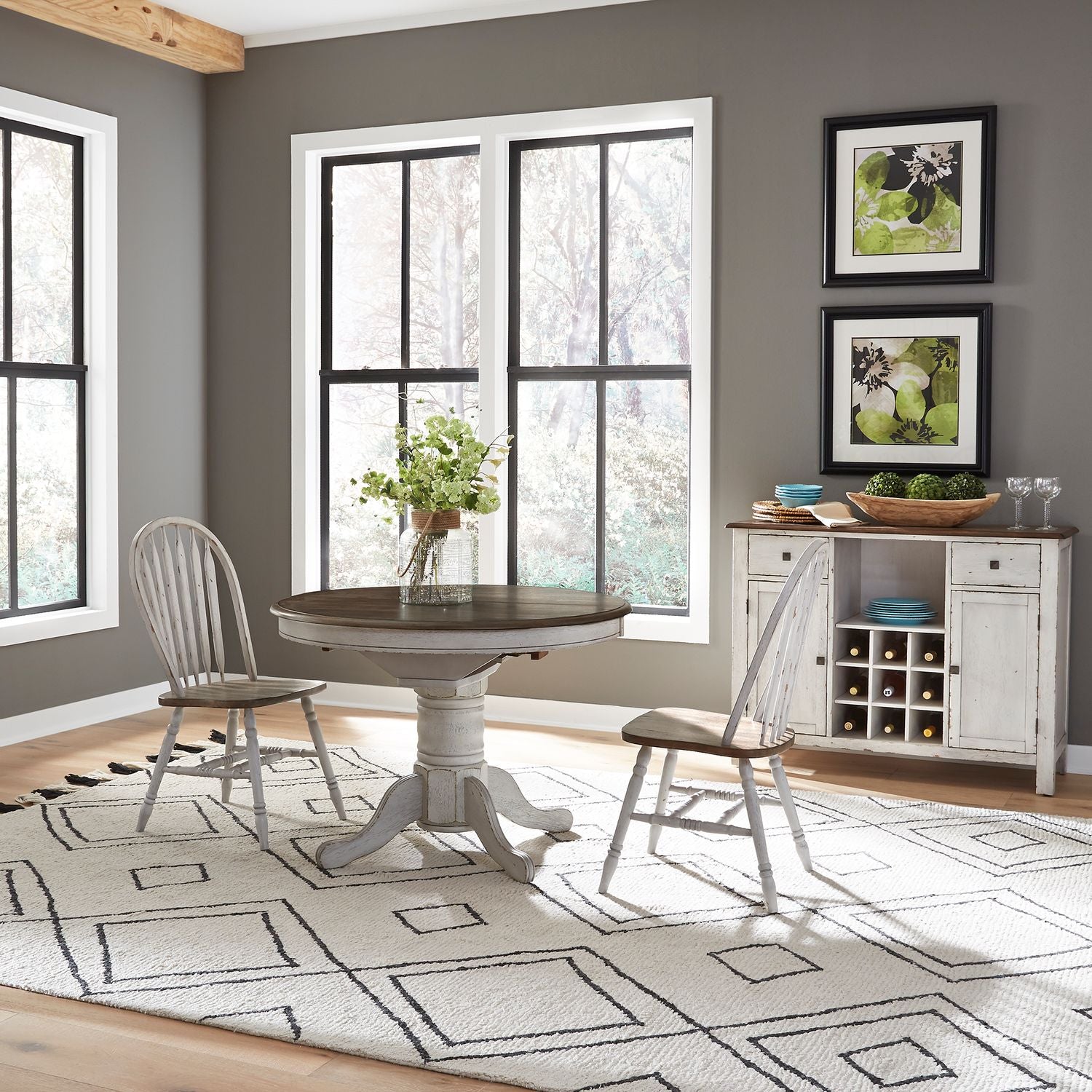 Carolina Crossing 3 Piece Pedestal Table Set