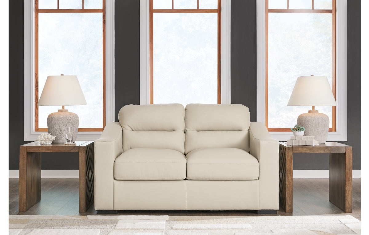 Treasure Trove Loveseat