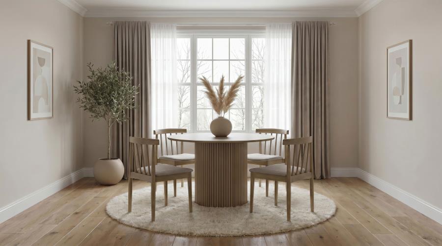 Hamlyn 47-inch Round Wood Dining Room Table Natural Oak
