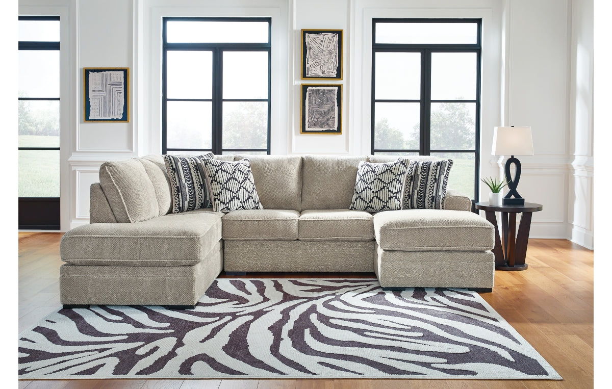 Calnita 2-Piece Sectional with Chaise