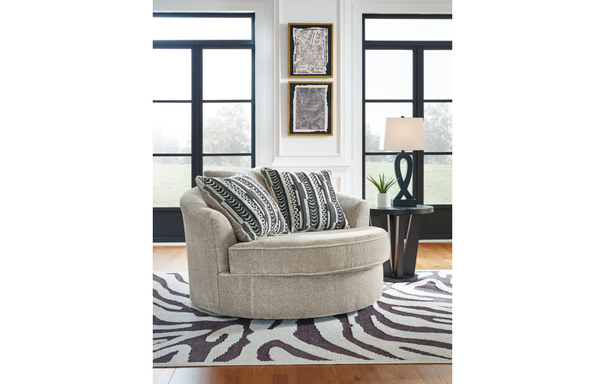 Calnita Oversized Swivel Accent Chair