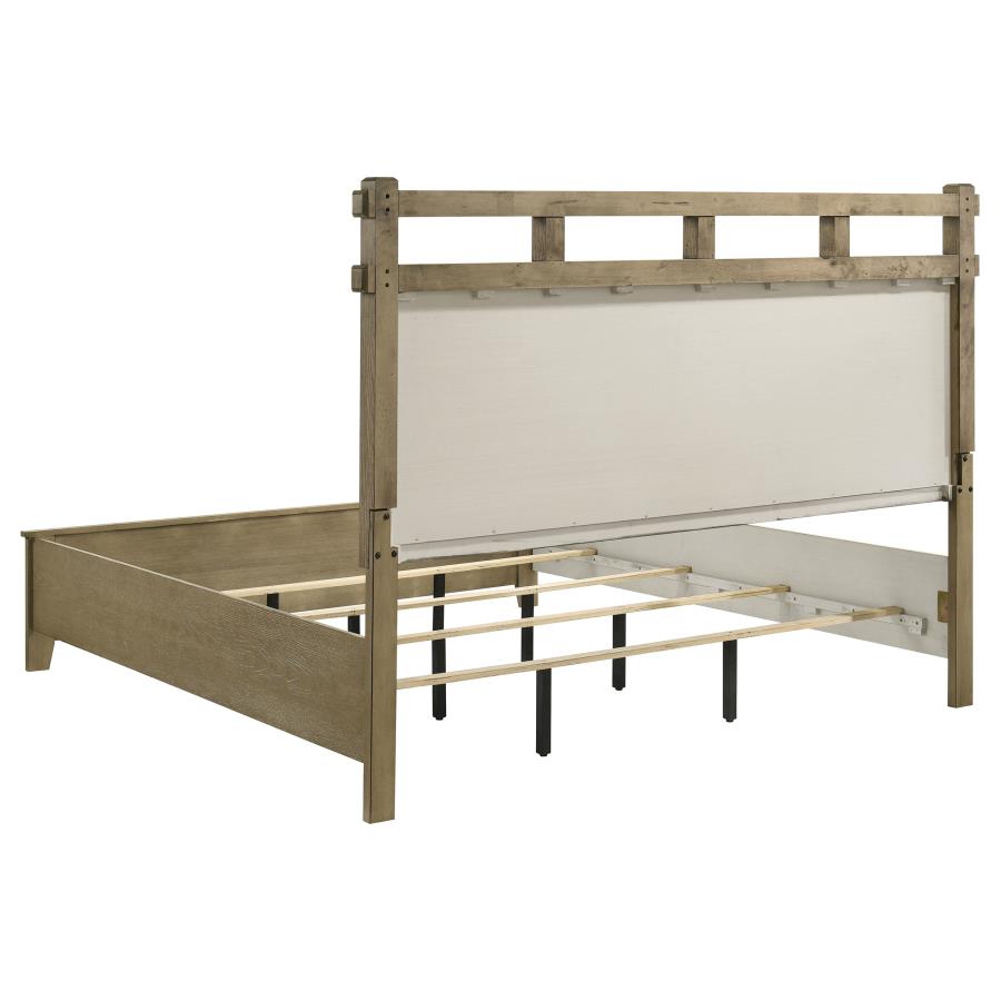 Hazlewood 4-piece Eastern King Bedroom Set Vineyard Oak
