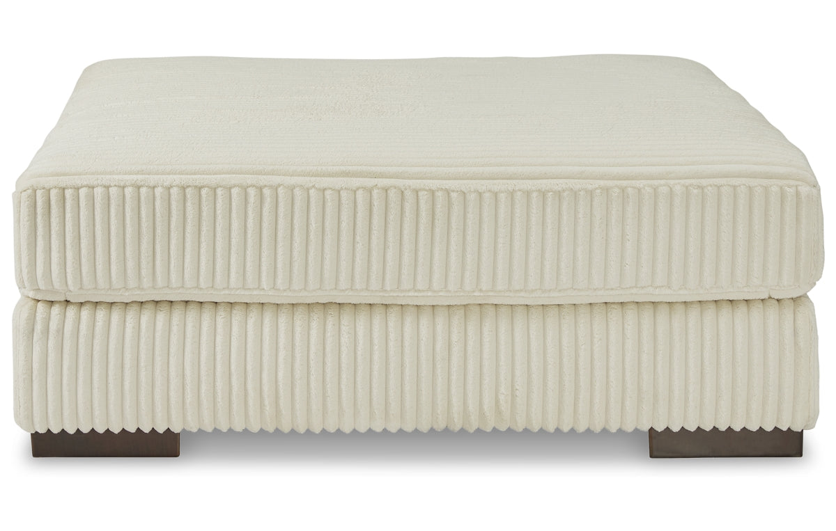 Lindyn Oversized Accent Ottoman