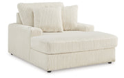 Lindyn Chaise