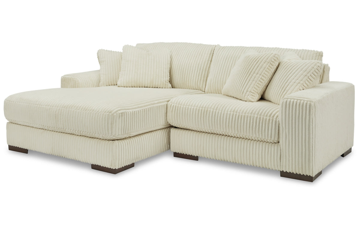 Lindyn 2-Piece Sectional with Chaise