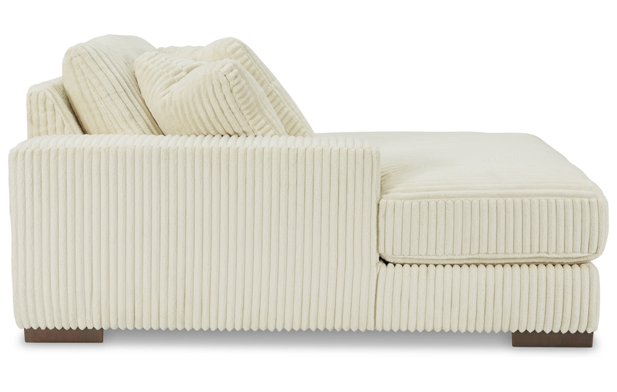Lindyn 4-Piece Sectional with Chaise