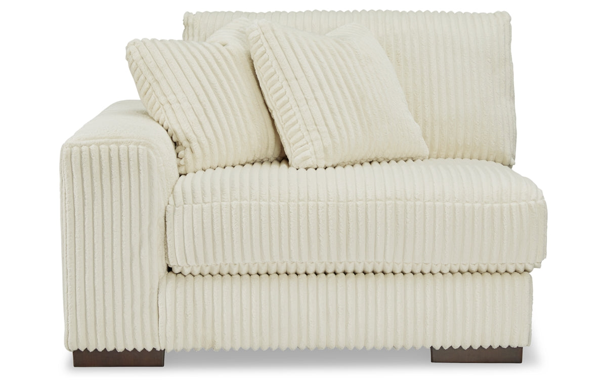 Lindyn 4-Piece Sectional with Chaise