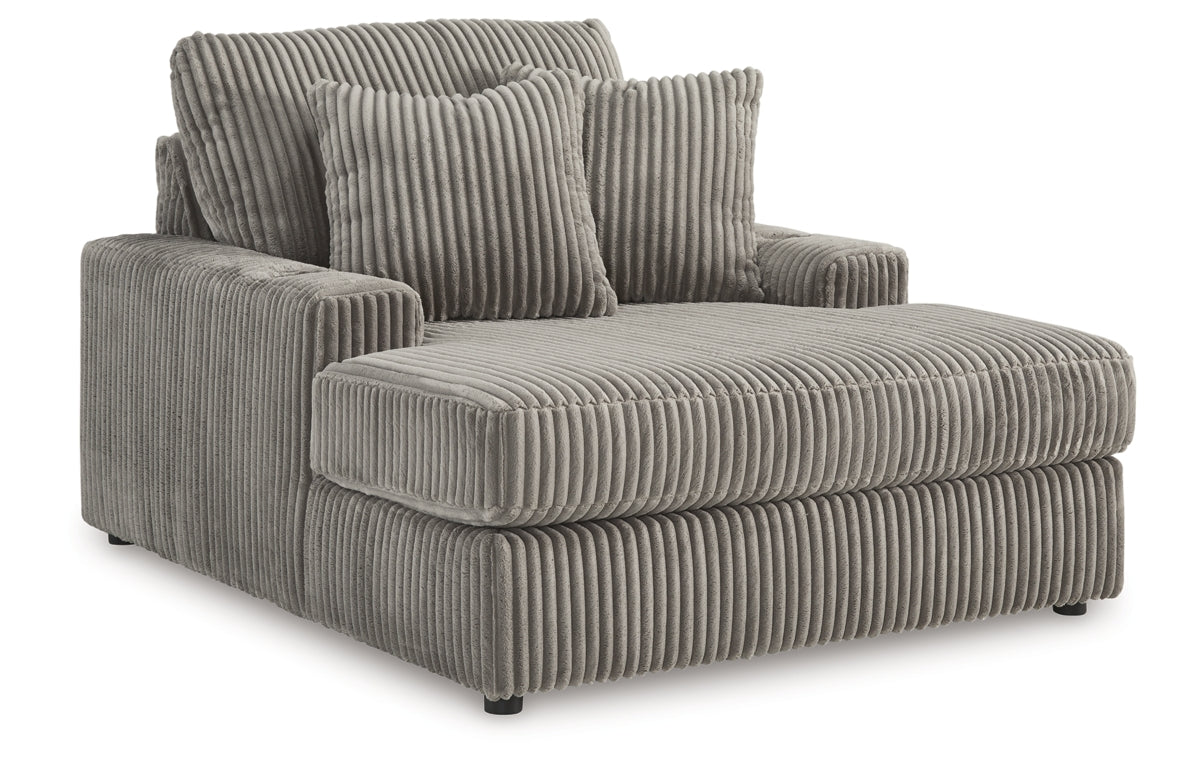 Lindyn Chaise