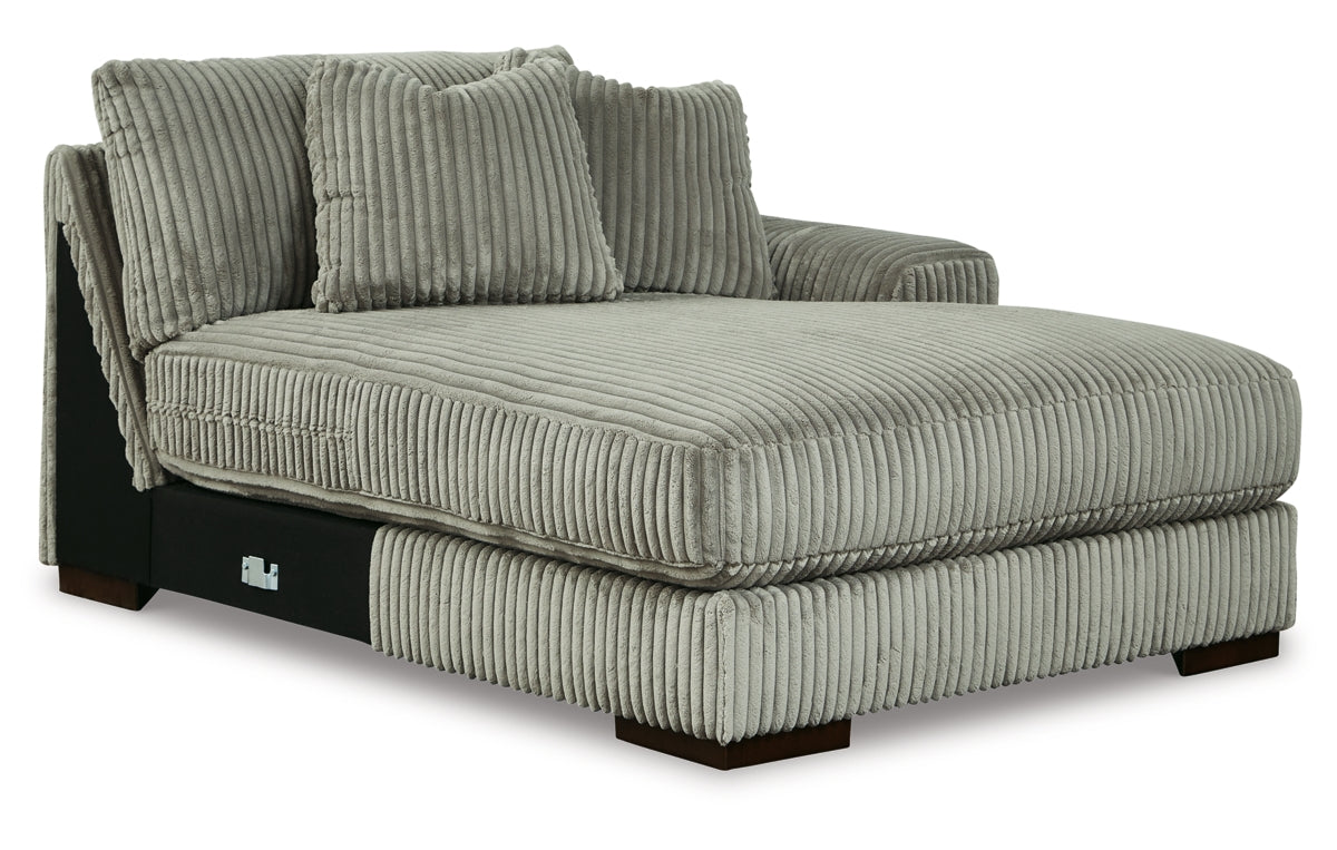 Lindyn 3-Piece Sectional with Double Chaise
