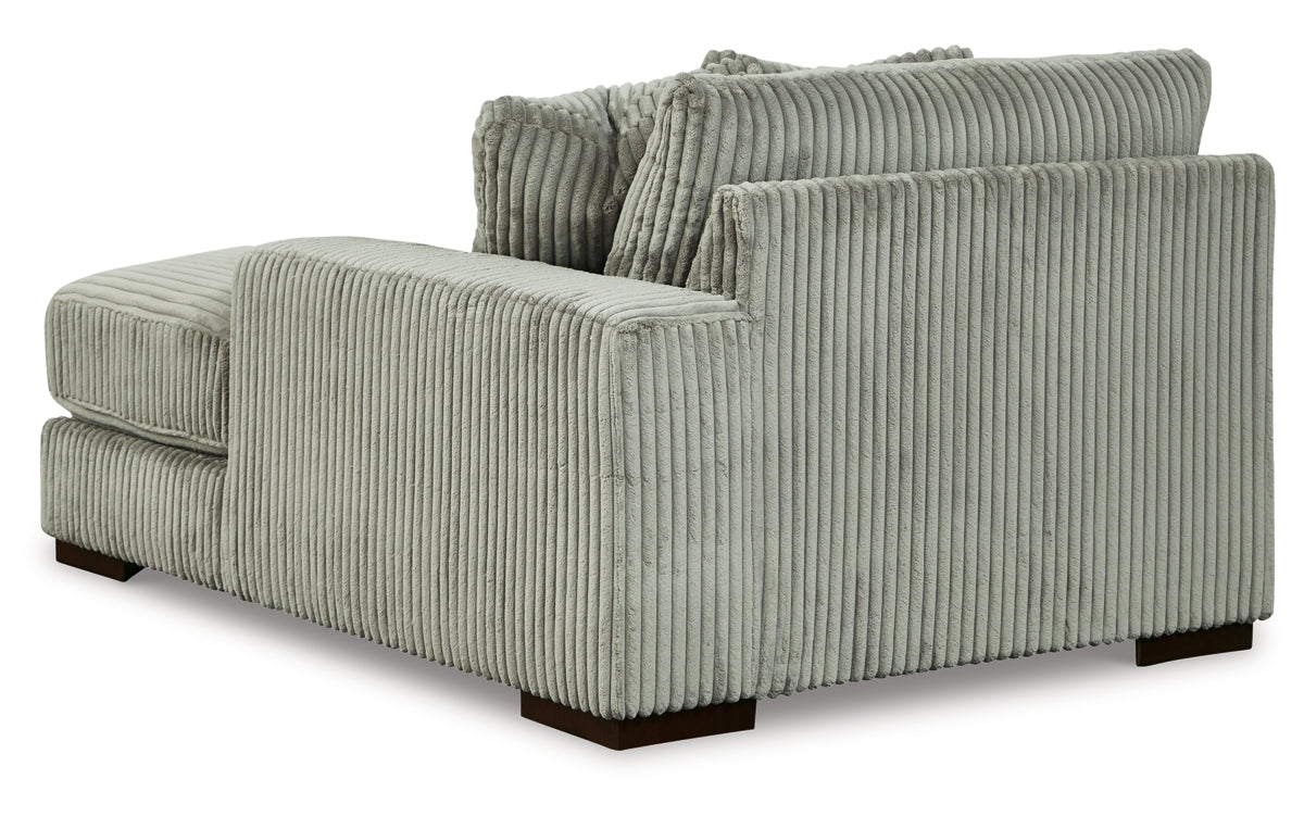 Lindyn 3-Piece Sectional with Double Chaise