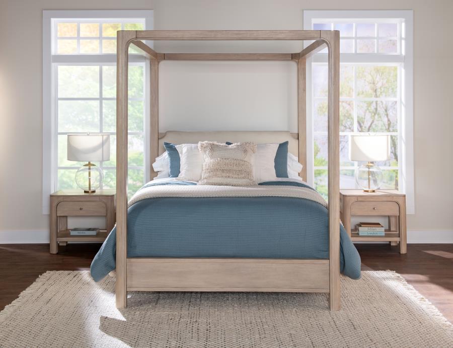 Solano 85-inch Queen Canopy Bed Weathered Mango