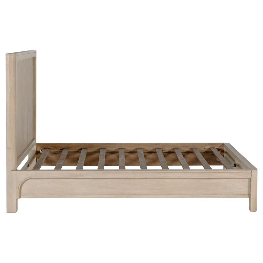 Solano 56-inch Queen Panel Bed Weathered Mango