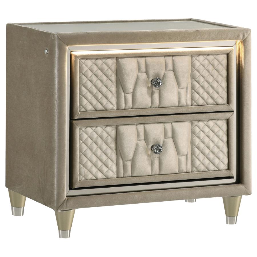 Lorient 5-piece California King Bedroom Set Ivory and Camel