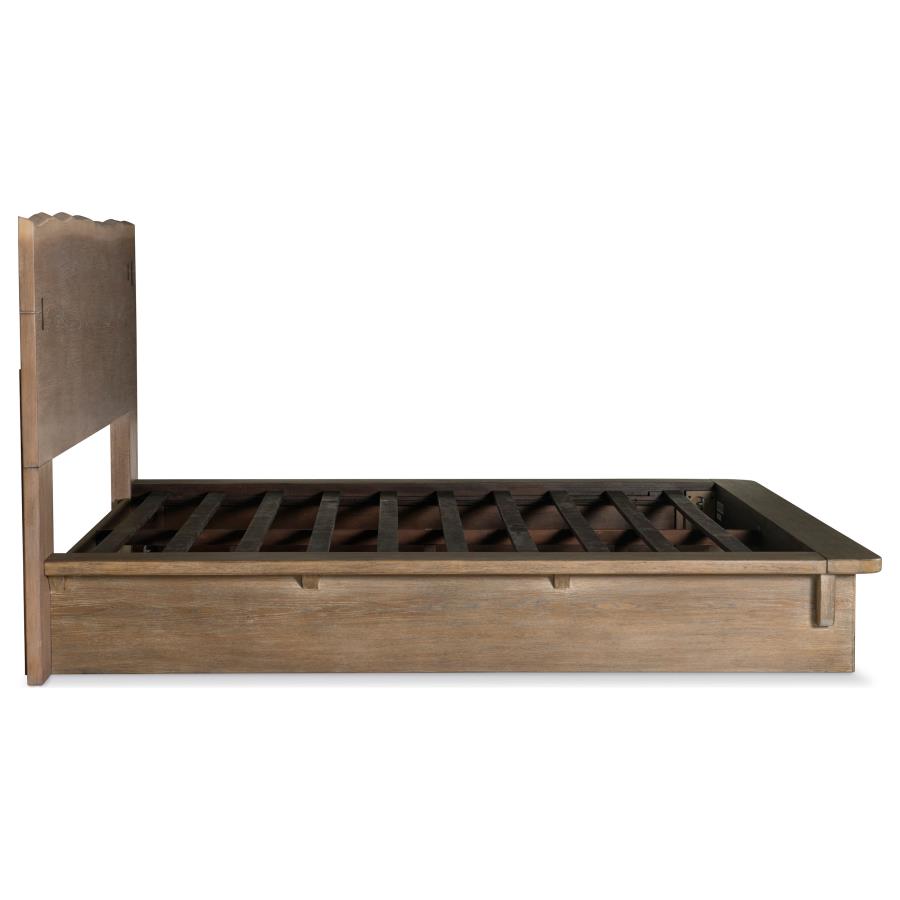 Stillwater Eastern King Platform Weathered Oak