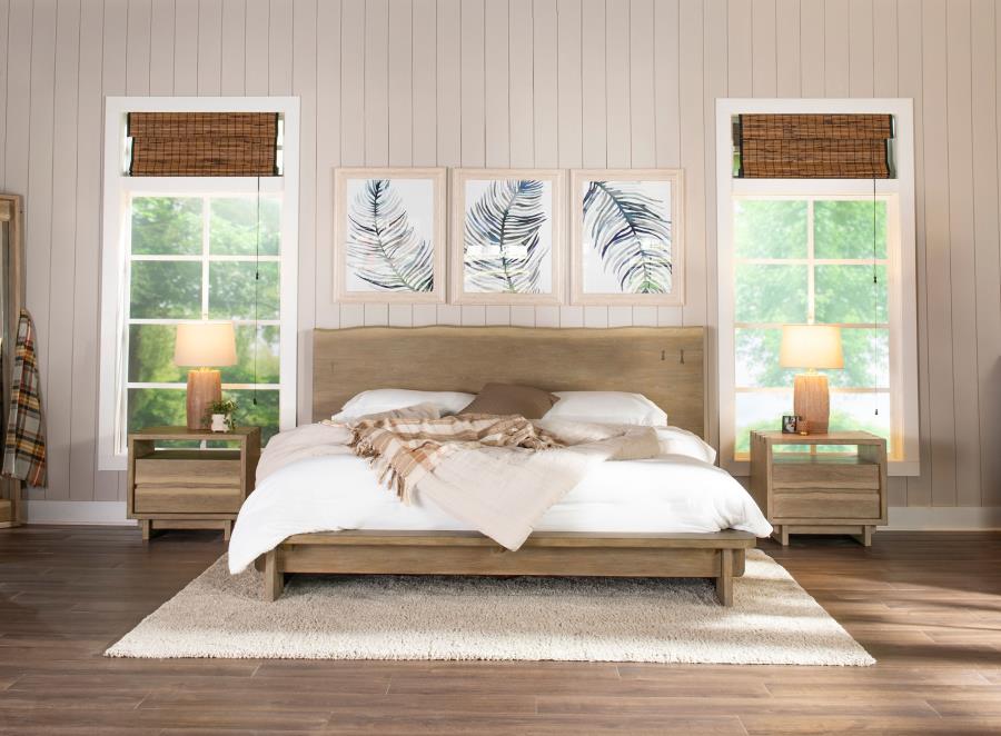 Stillwater Eastern King Platform Bed