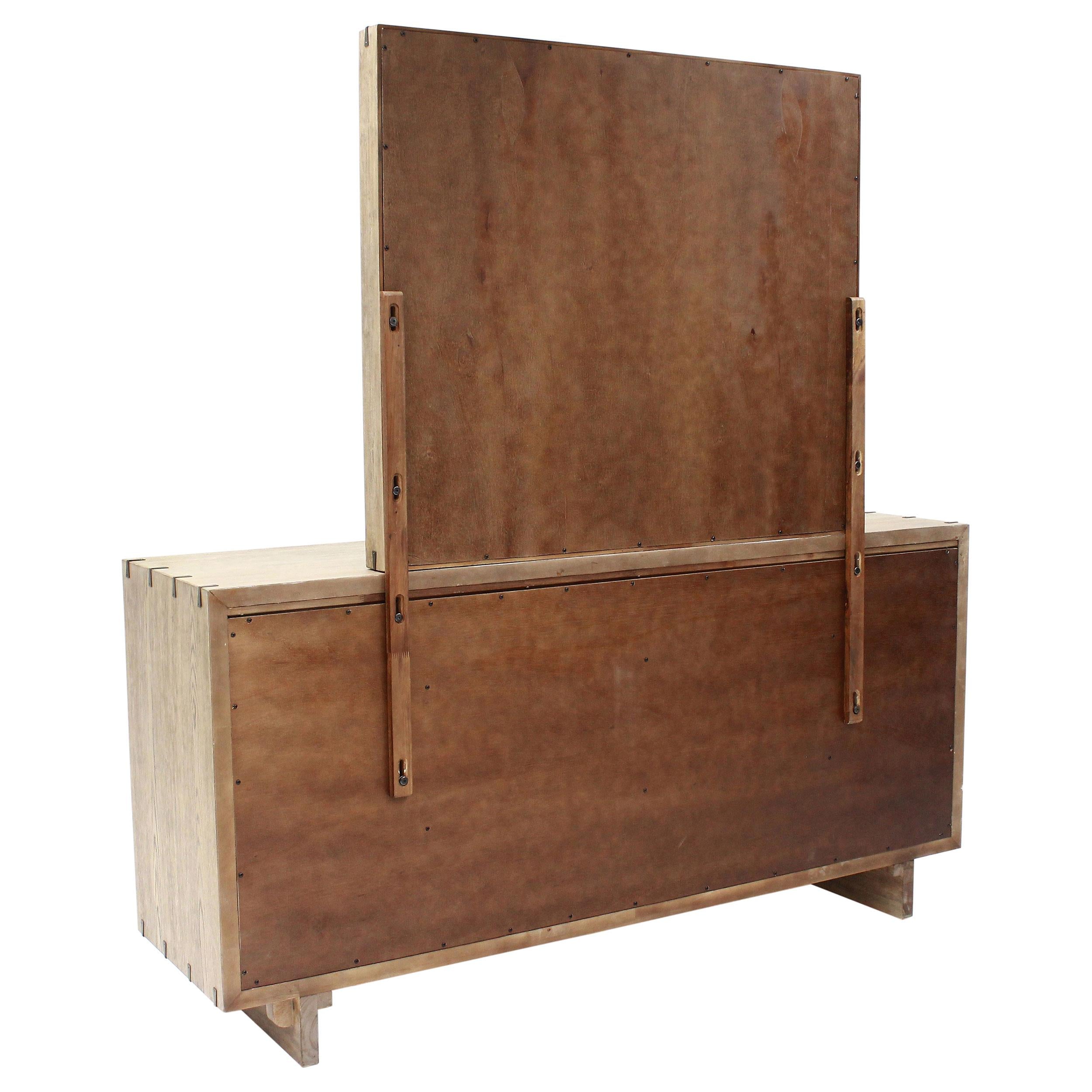 Stillwater 9-drawer Dresser