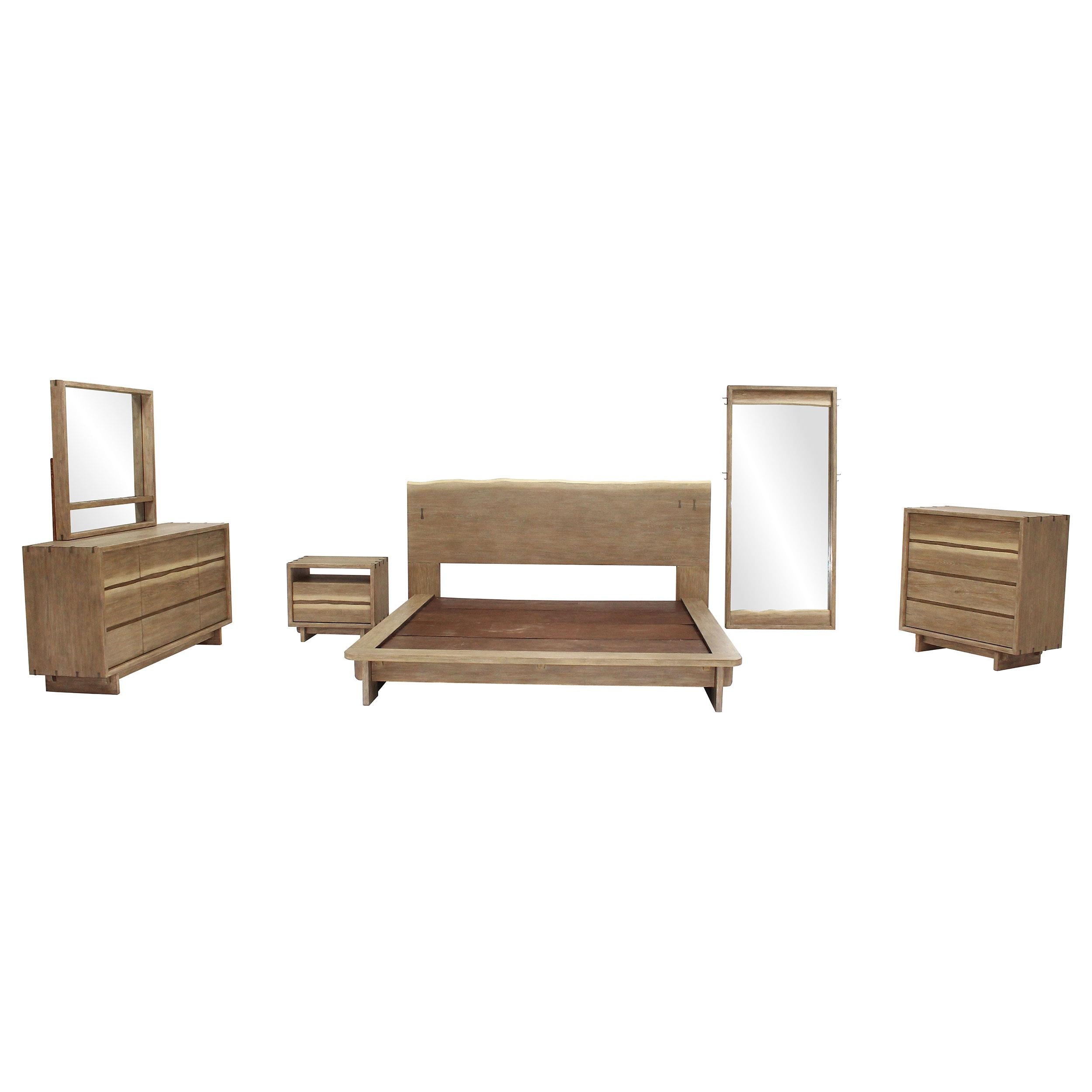 Stillwater 4-drawer Chest