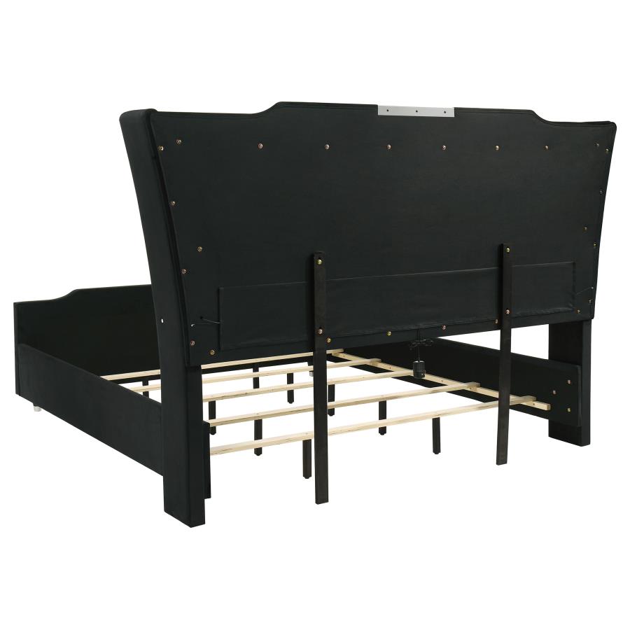 Lorient 5-piece California King Fireplace Bedroom Set Black