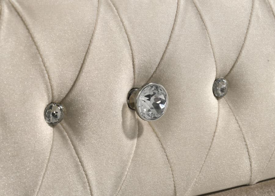 Antonella 7-drawer Upholstered Dresser Ivory and Camel