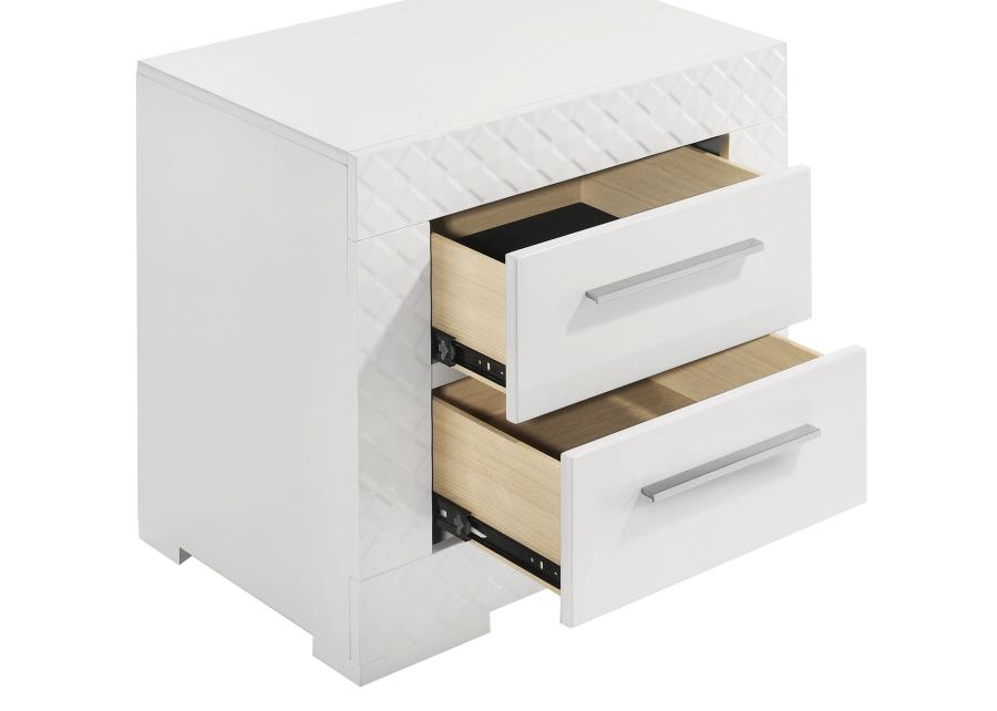 Ives 4-piece Queen Bedroom Set White High Gloss