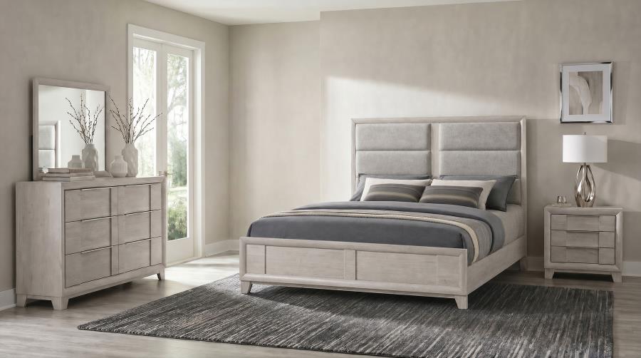 Farre 4-piece Eastern King Bedroom Set Washed Grey