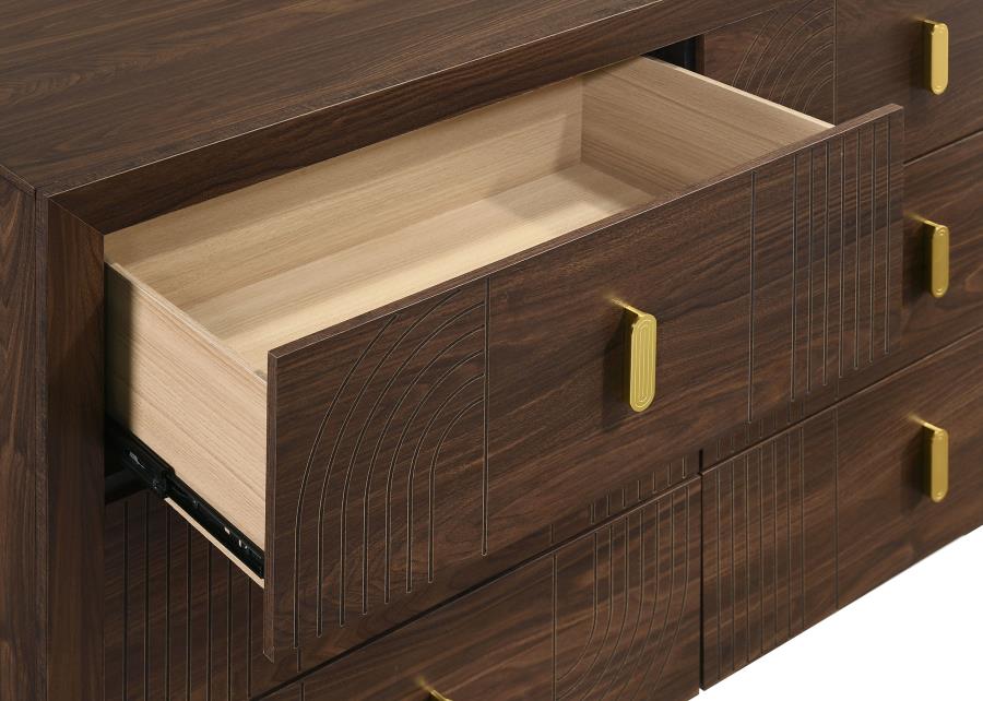 Etienne 5-piece Queen Bedroom Set Walnut
