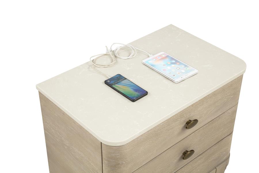 Lucaire 4-piece California King Bedroom Set Sandstone