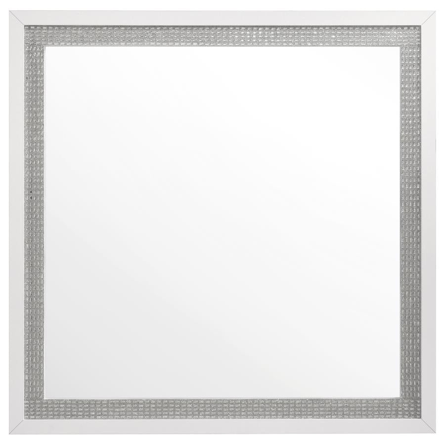 Viana 4-Piece Touch-Control LED Queen Bedroom Set White High Gloss