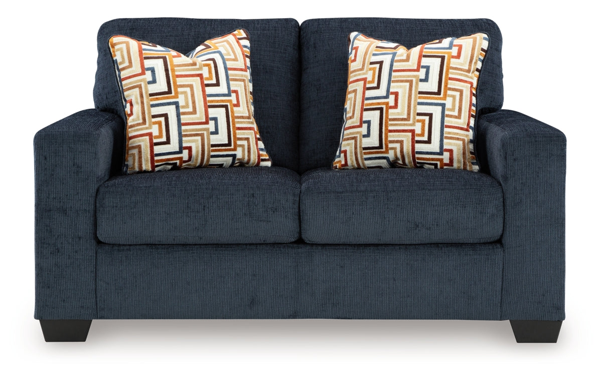 Aviemore Loveseat