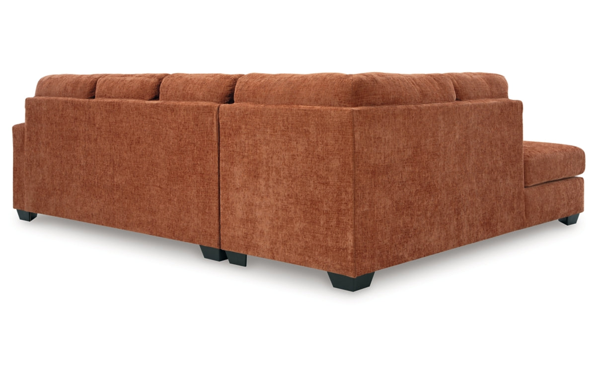 Aviemore 2-Piece Sectional with Chaise