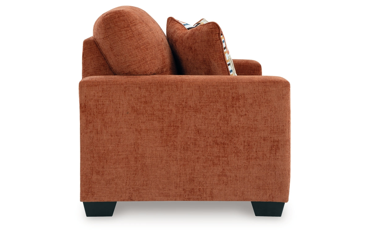 Aviemore Loveseat