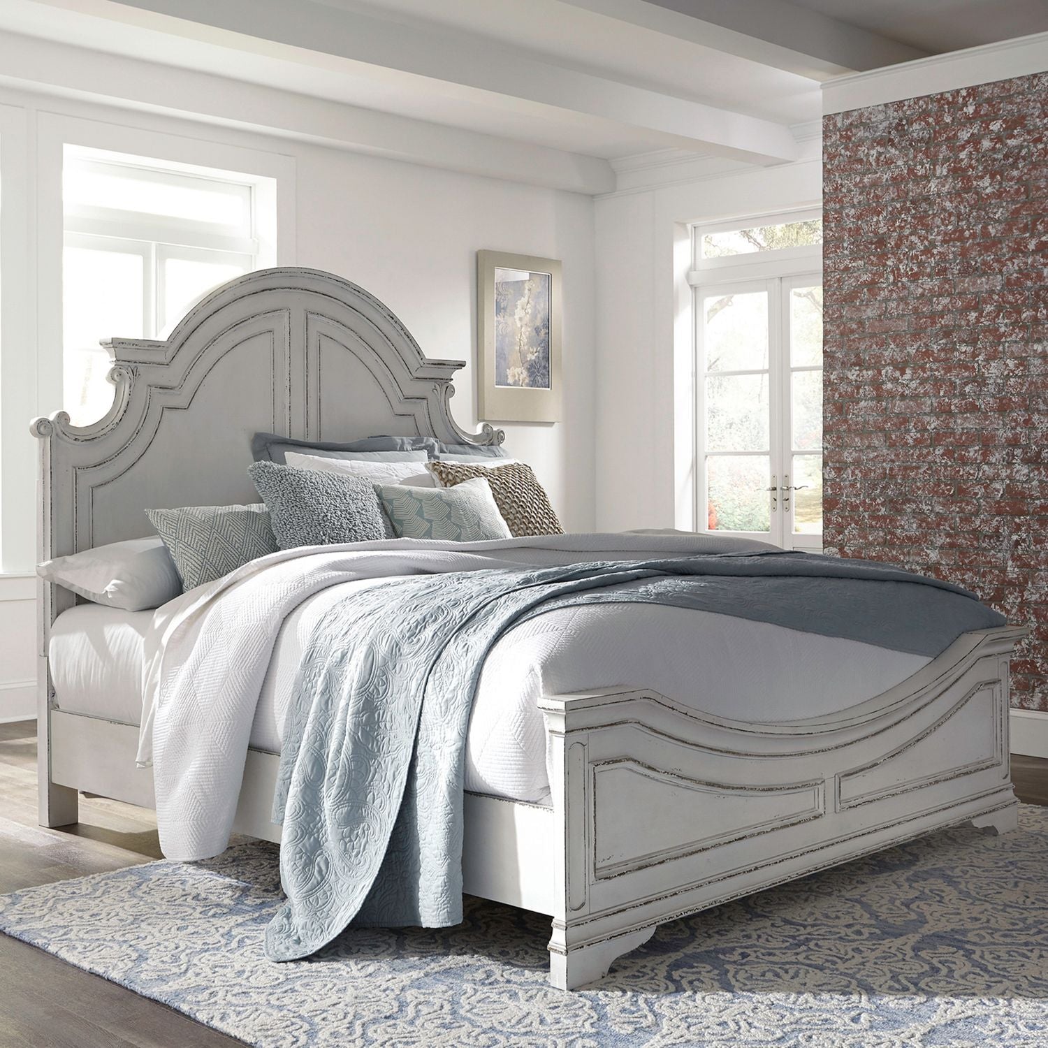Magnolia Manor King Panel Bed
