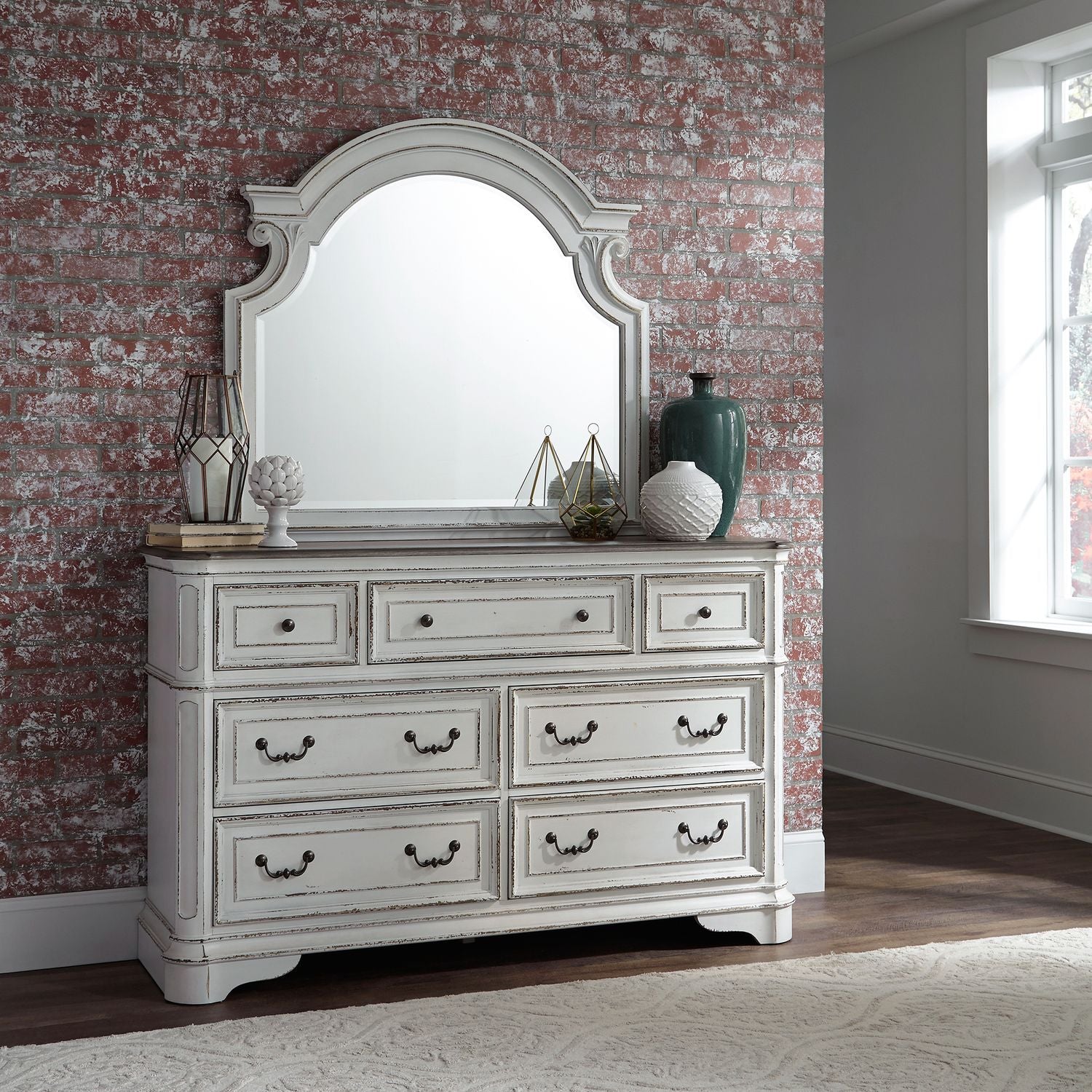 Magnolia Manor King Upholstery Bed, Dresser & Mirror, Chest