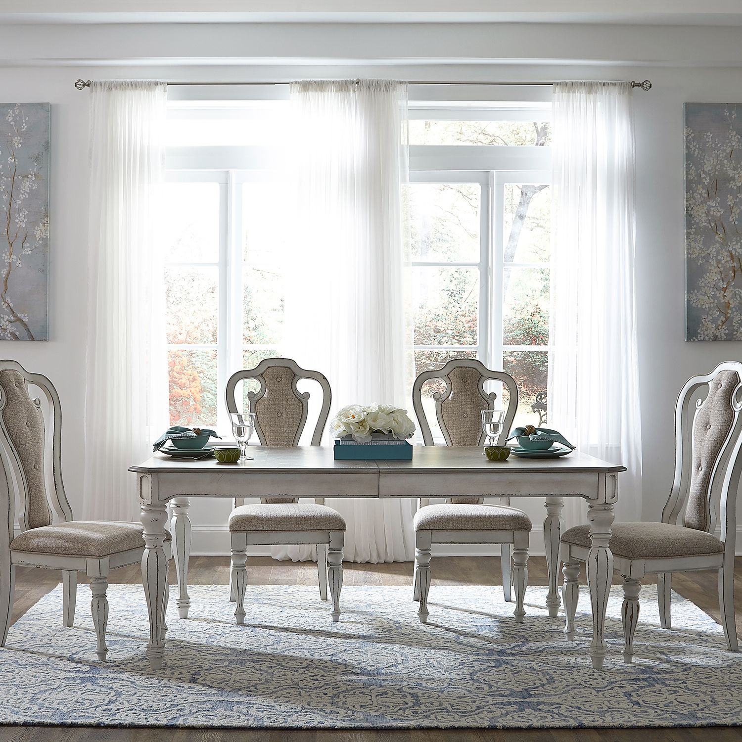 Magnolia Manor 5 Piece Leg Table Set