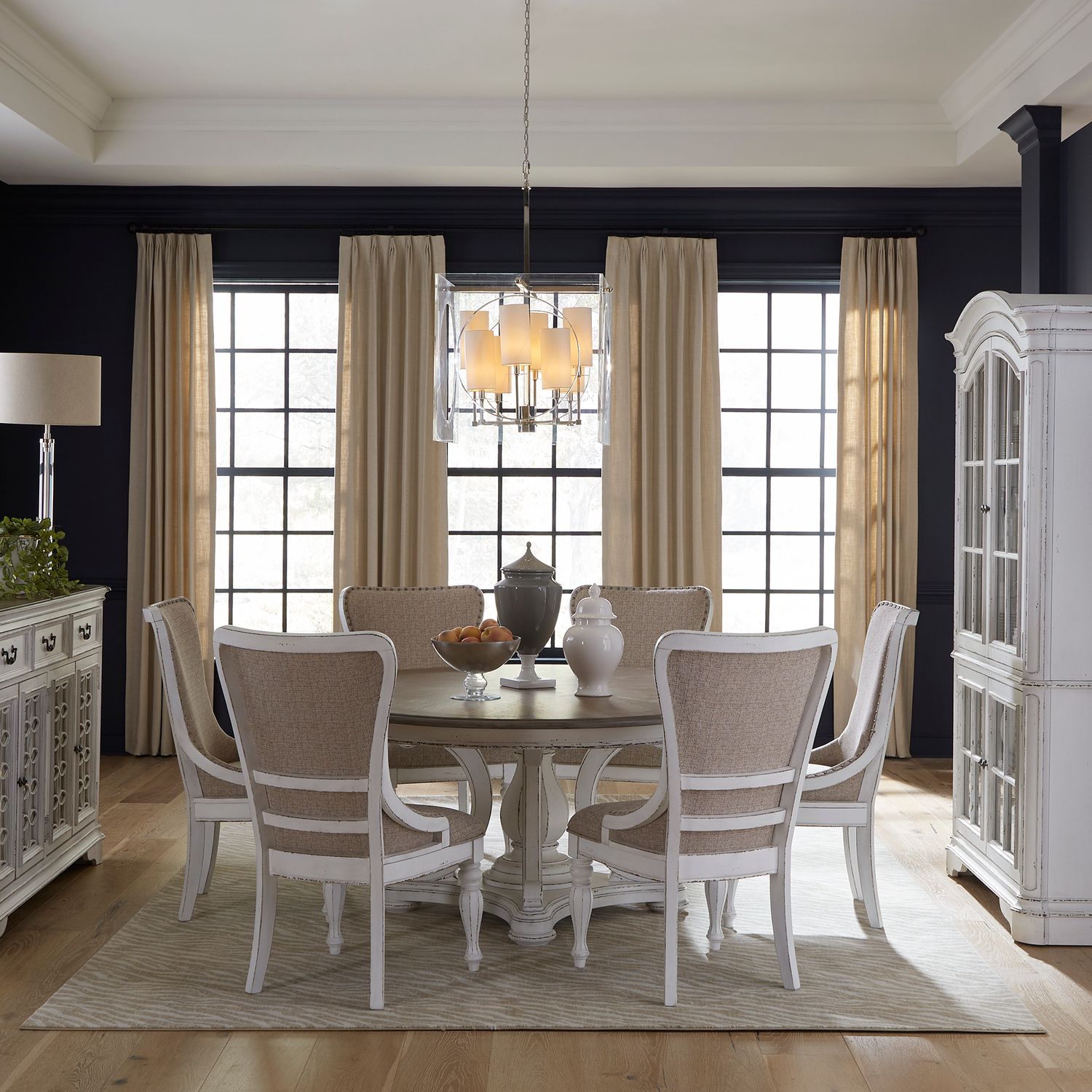 Magnolia Manor 7 Piece Round Ped Table Set