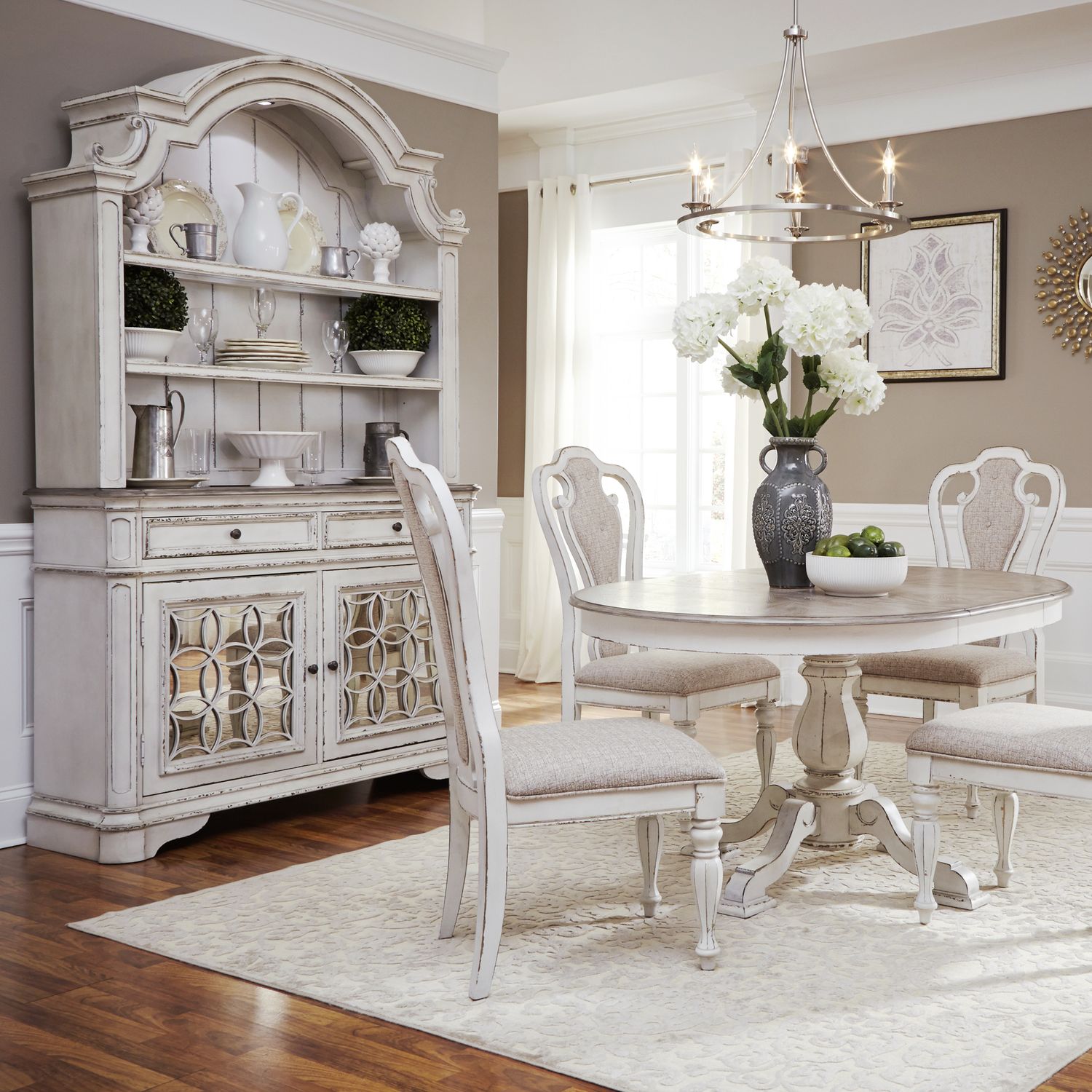 Magnolia Manor Hutch & Buffet