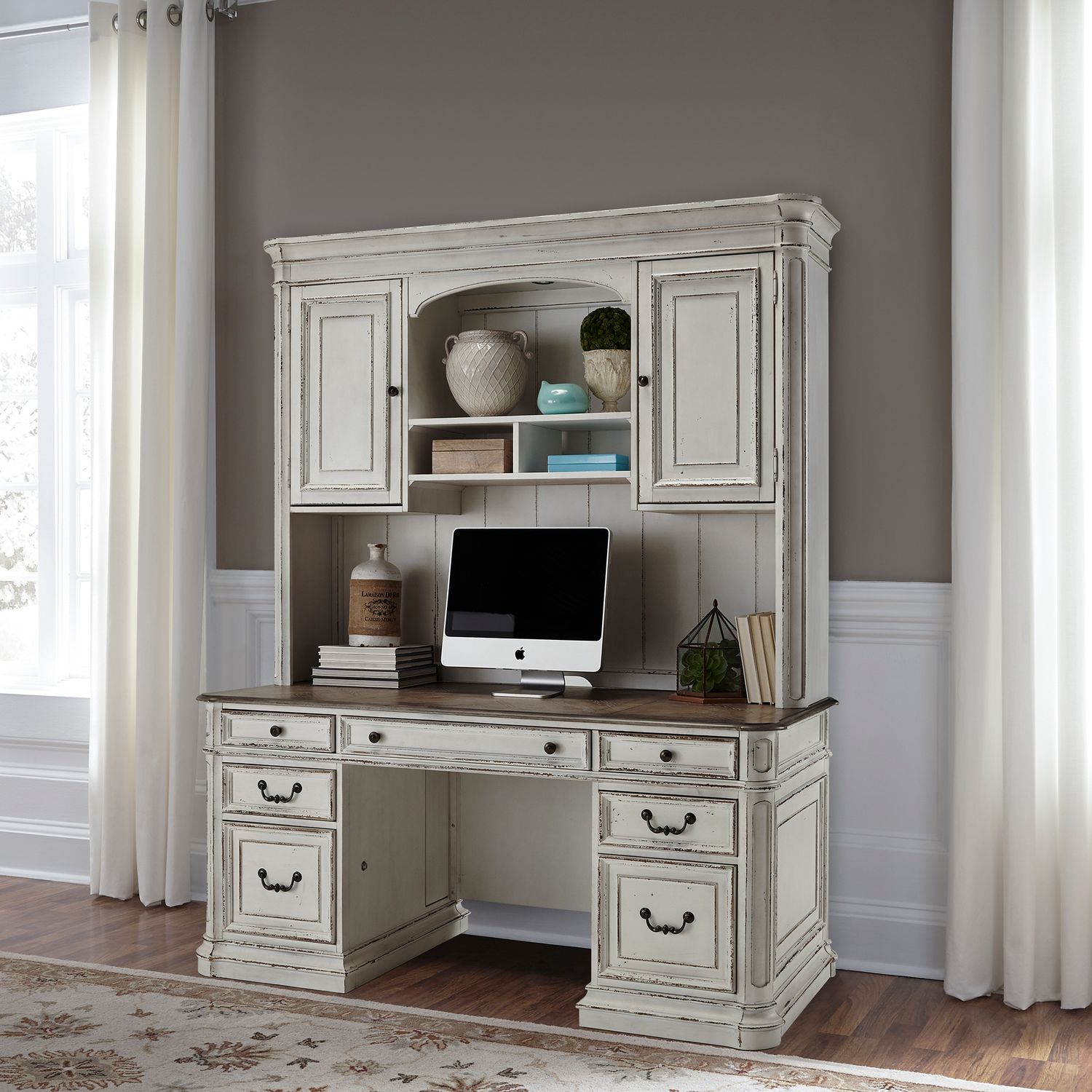 Magnolia Manor Complete 5 Piece Desk