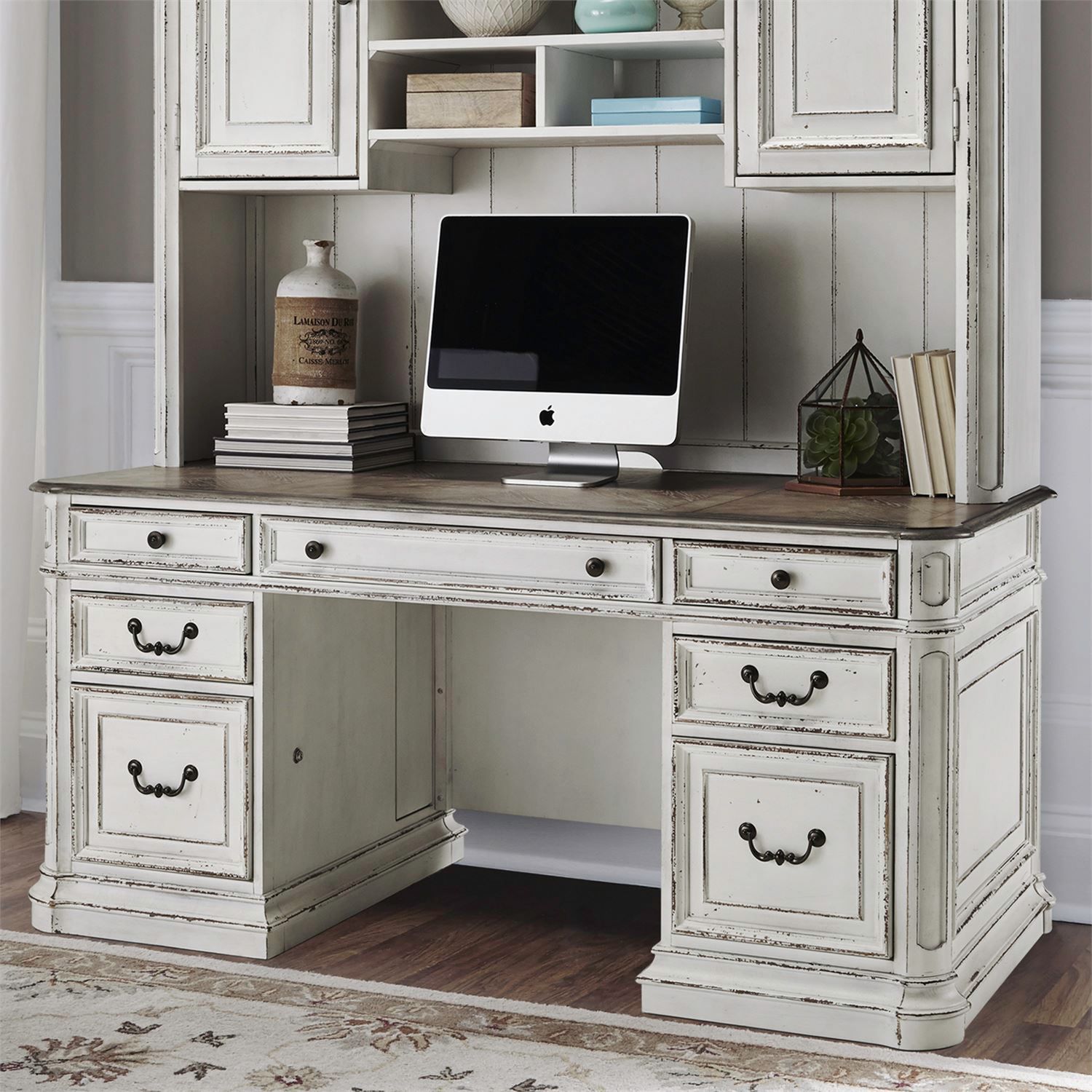 Magnolia Manor Credenza