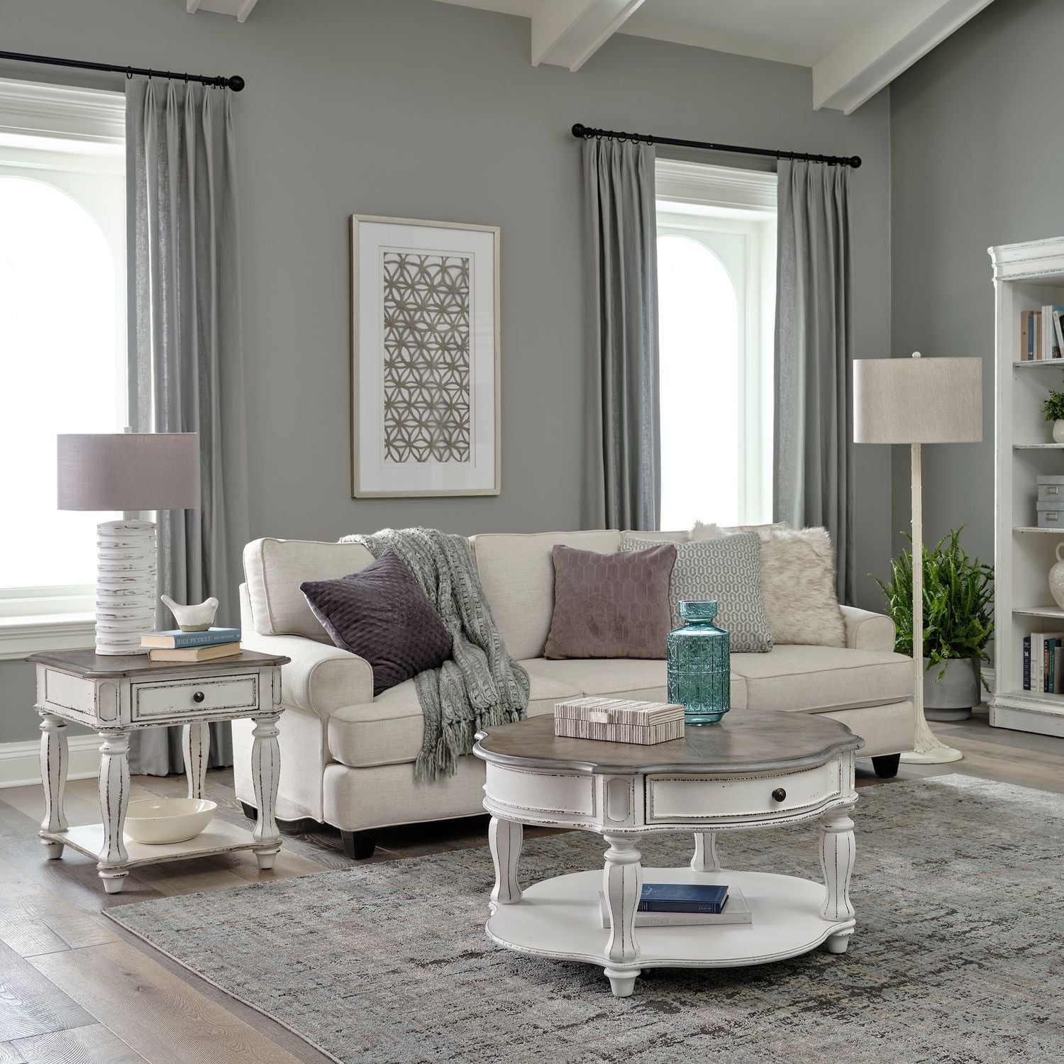 Magnolia Manor 3 Piece Set (1-Cocktail 2-End Tables)