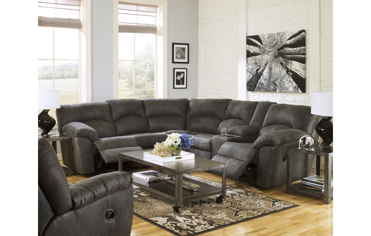 Tambo 2-Piece Reclining Sectional