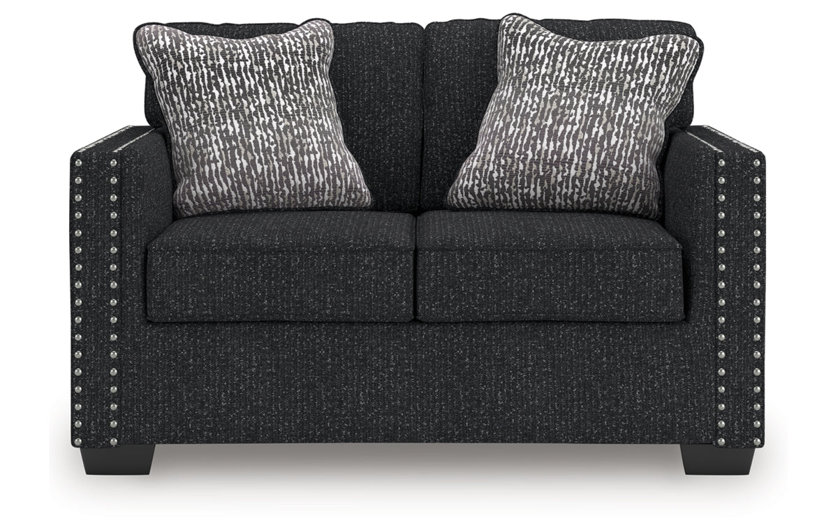 Jasmine Peaks Loveseat