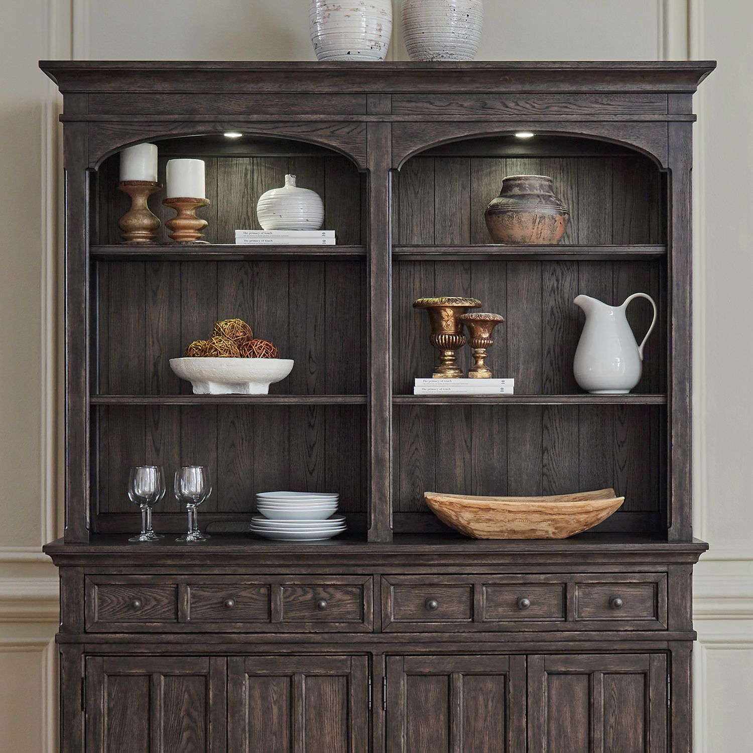 Paradise Valley Hutch