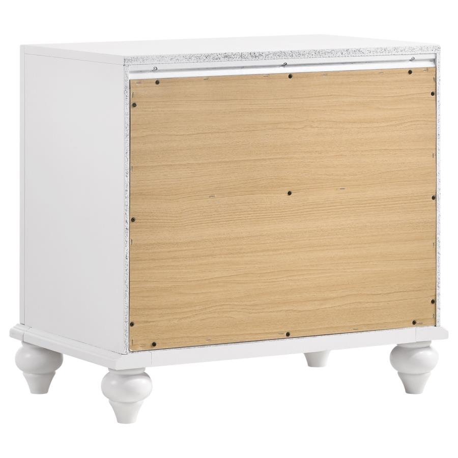 Barzini 4-piece California King Upholstered Bedroom Set White