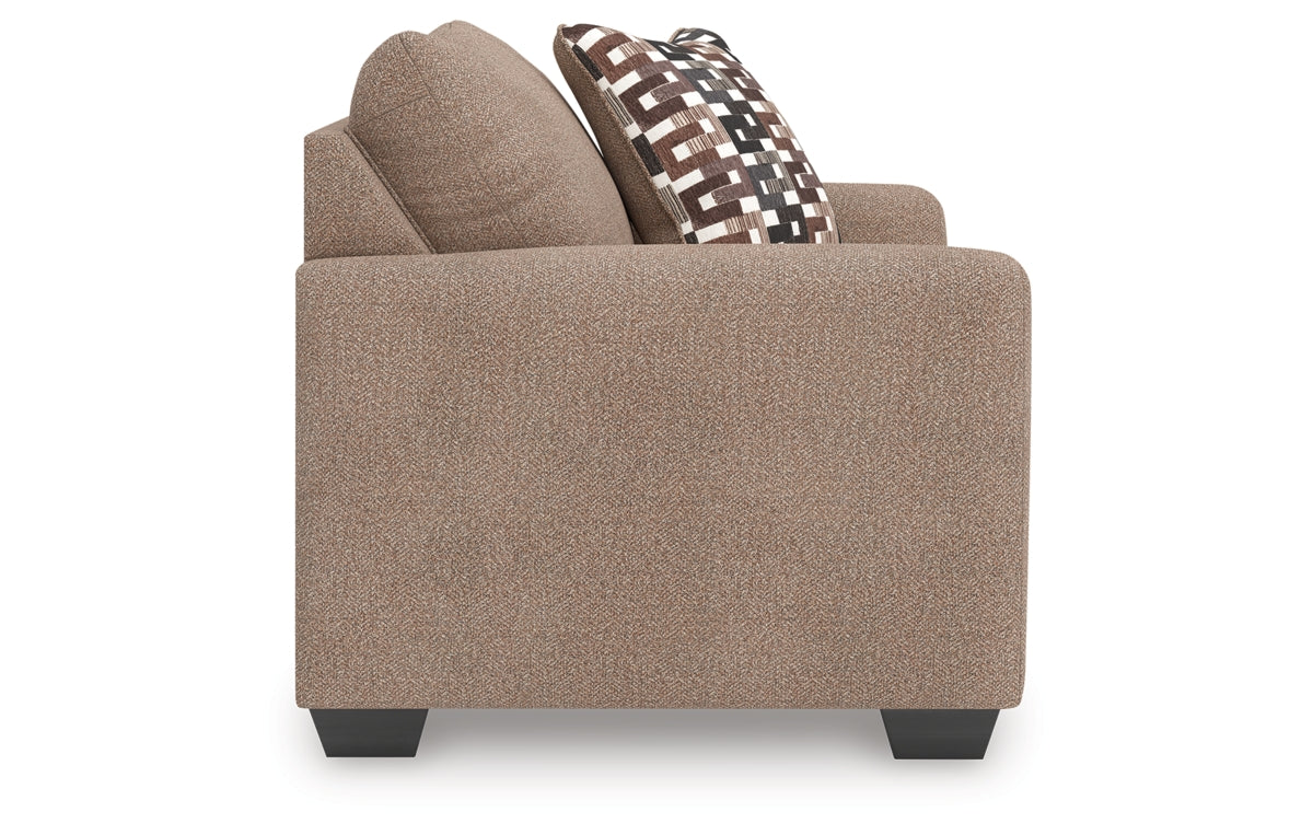 Triston-Peaks Oversized Chair