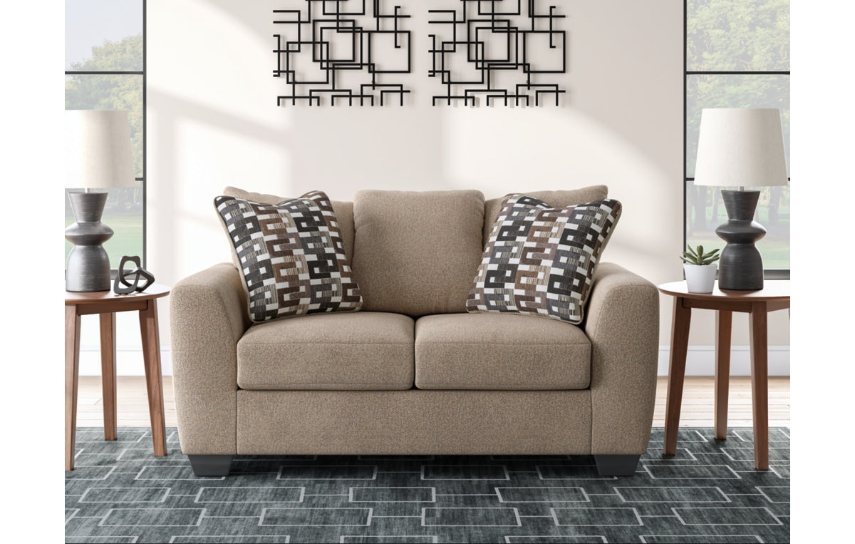 Triston-Peaks Loveseat
