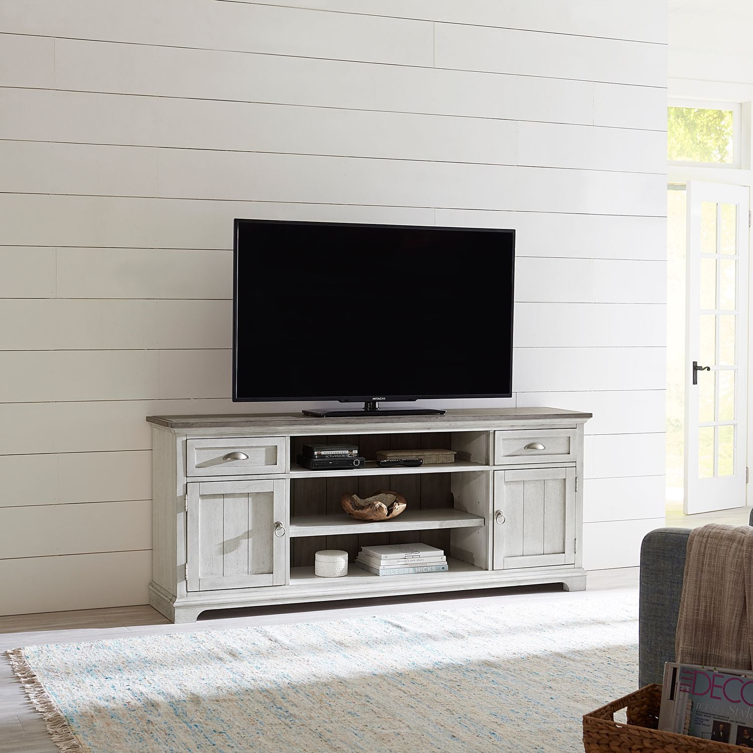 Ocean Isle 72 Inch Entertainment TV Stand